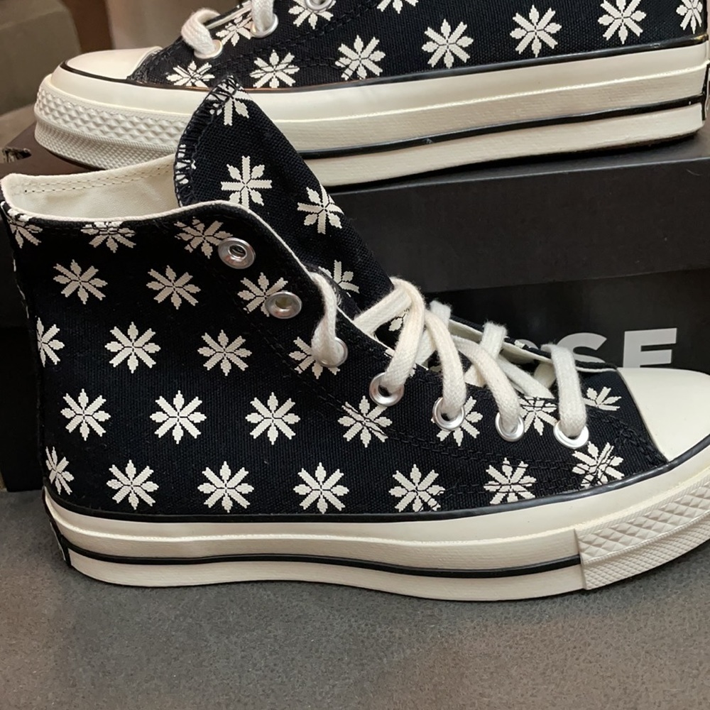 Converse Chuck 70 HI shoes for women - Picture 2 of 10